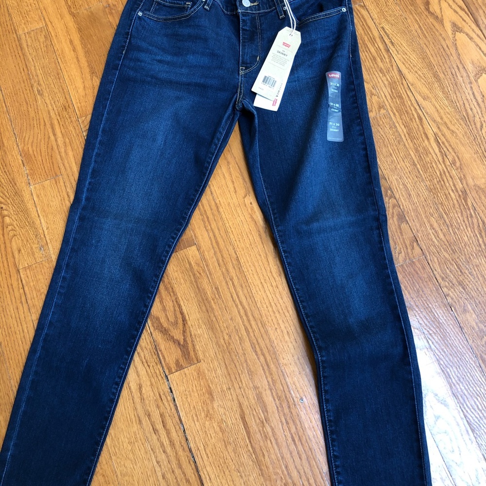 Levi’s woman’s Jeans 711